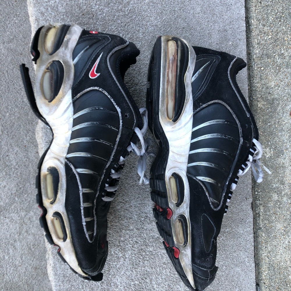 Nike Air Max Tailwind Red Black White Size 11.5